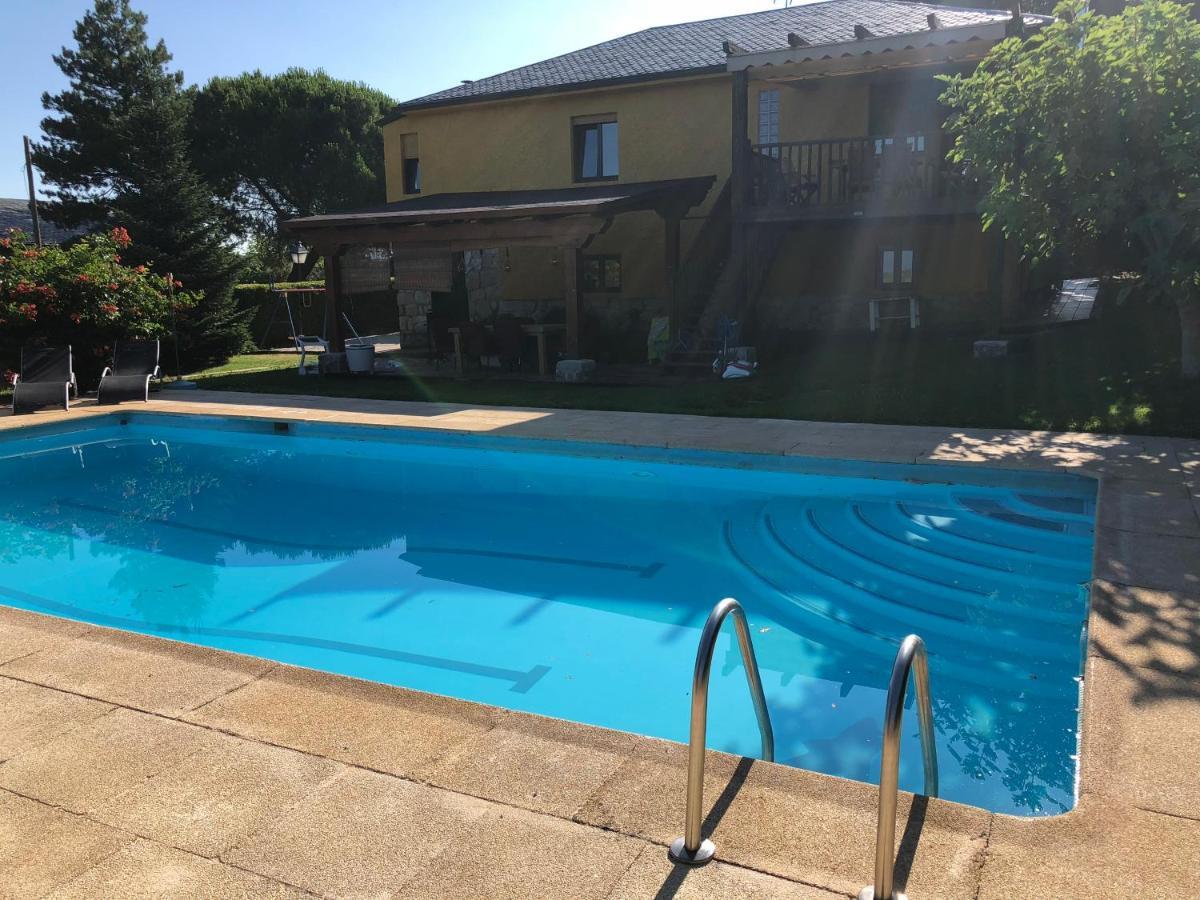 Vila Margasol Pedrezuela Exteriér fotografie