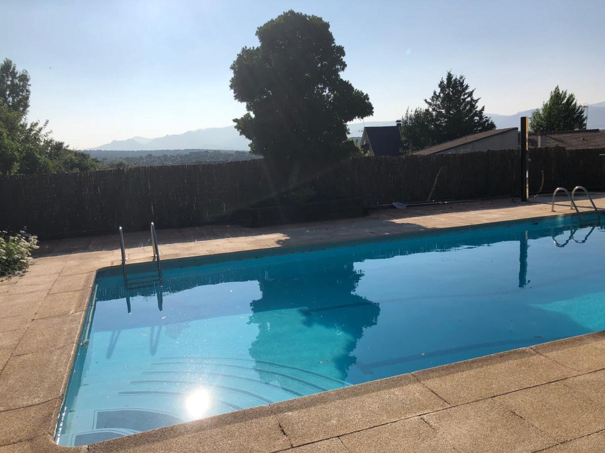 Vila Margasol Pedrezuela Exteriér fotografie